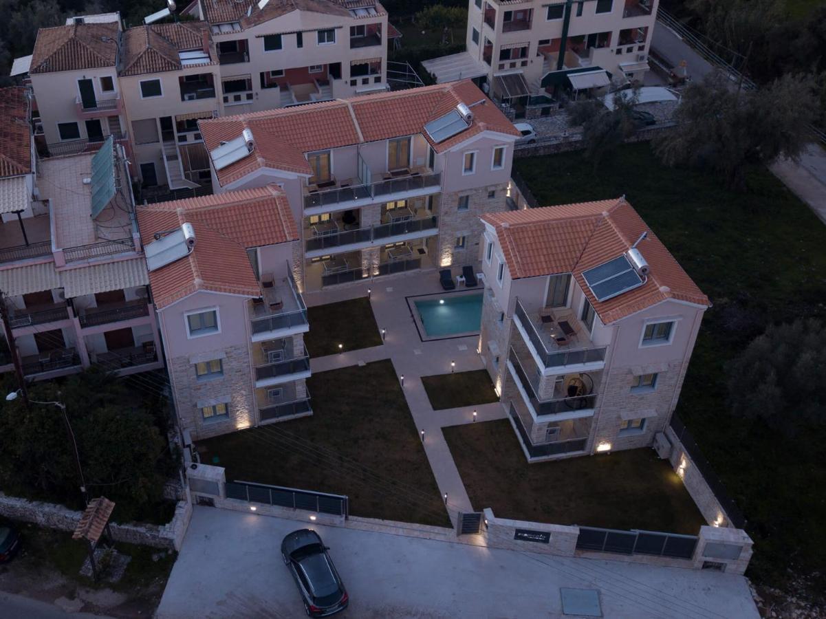 Apartment Momento Luxury Walking Distance From The Nikiana