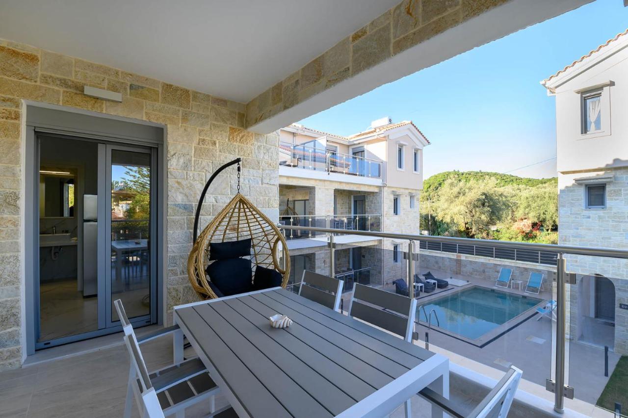 Apartment Momento Luxury Walking Distance From The Nikiana