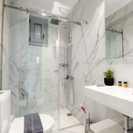Momento Luxury Apartments Walking Distance From The Beach Nikiana Buitenkant foto