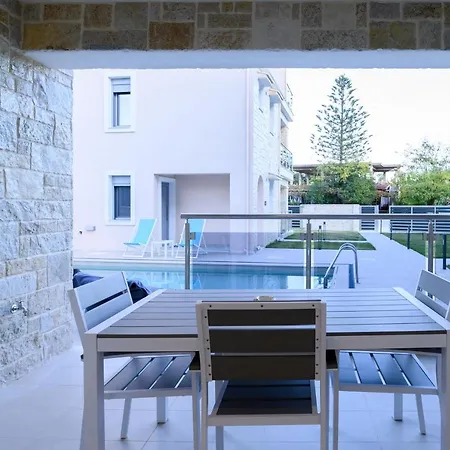 Momento Luxury Apartments Walking Distance From The Beach Nikiana Buitenkant foto