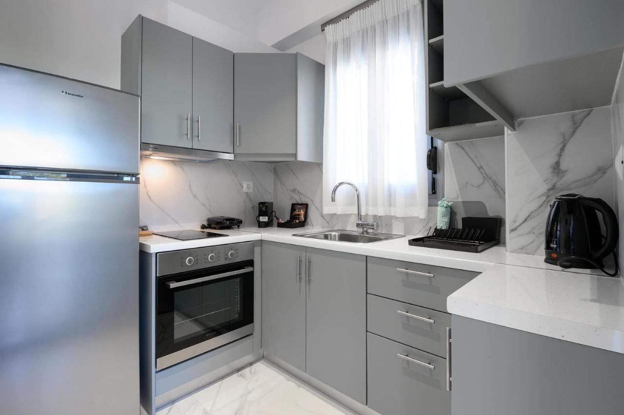 Momento Luxury Walking Distance From The