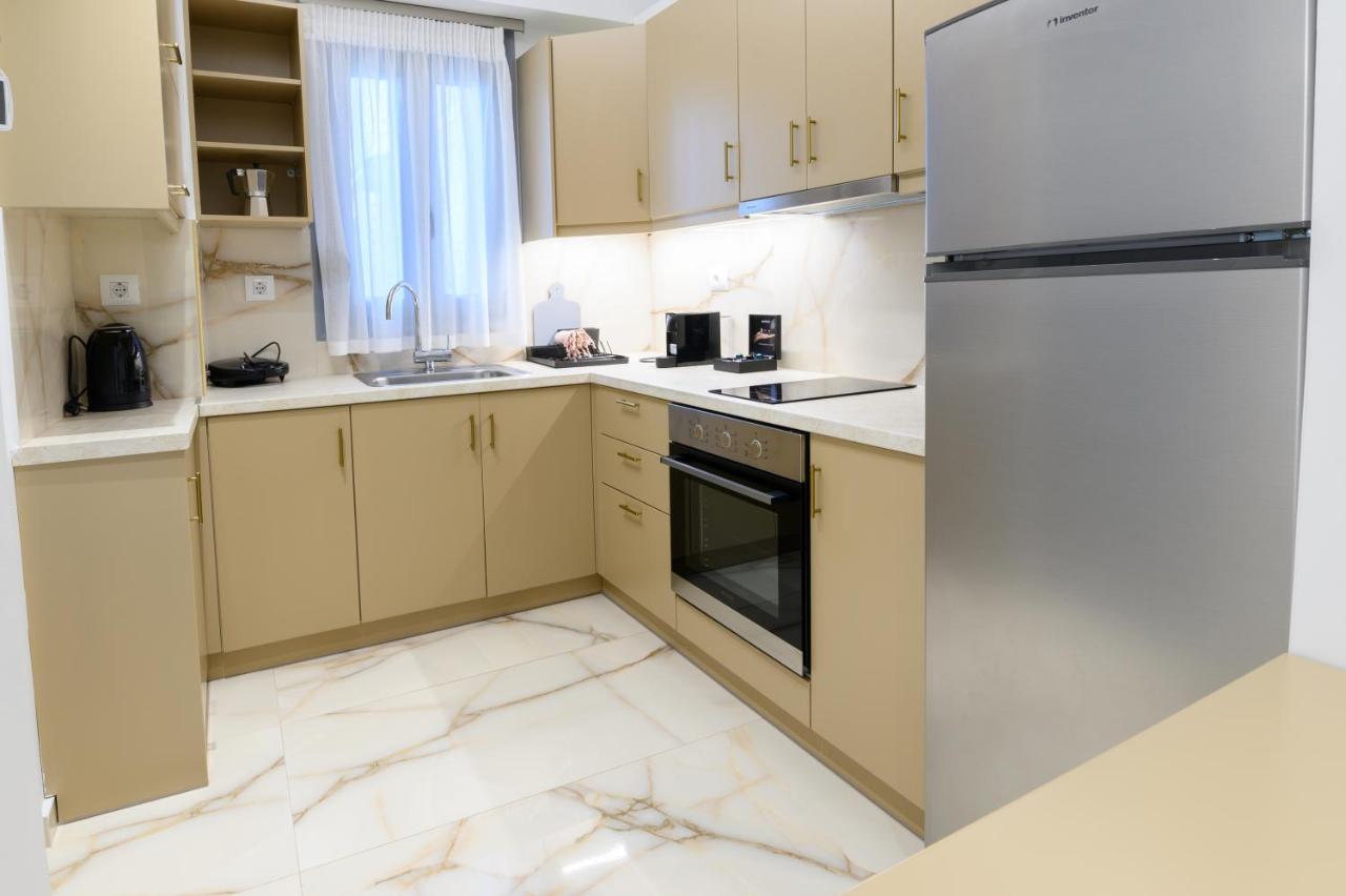 Momento Luxury Walking Distance From The