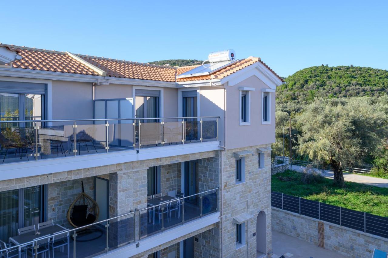 Momento Luxury Walking Distance From The Apartment *