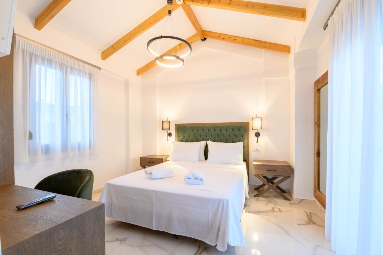 Momento Luxury Walking Distance From The
